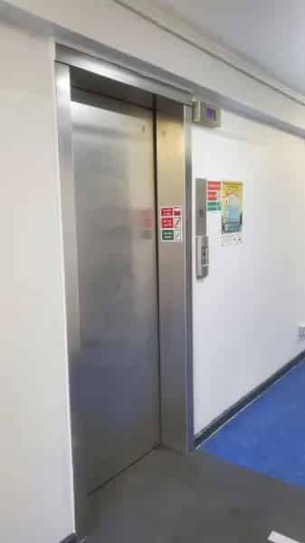 1 Bedroom Flat Manchester - Pet Friendly Near Parks Shops