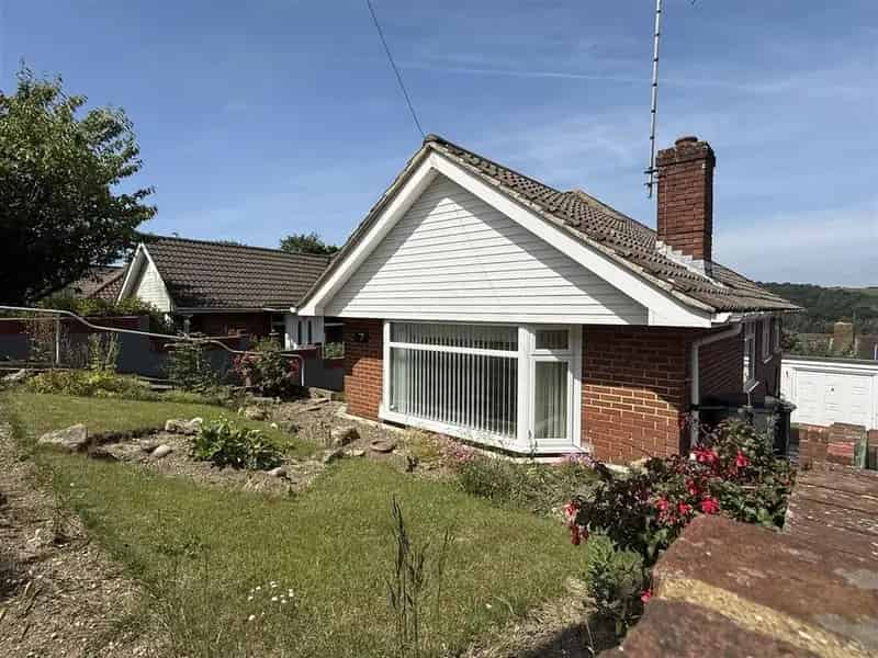 2 Bedroom Semi-Detached Bungalow for Sale