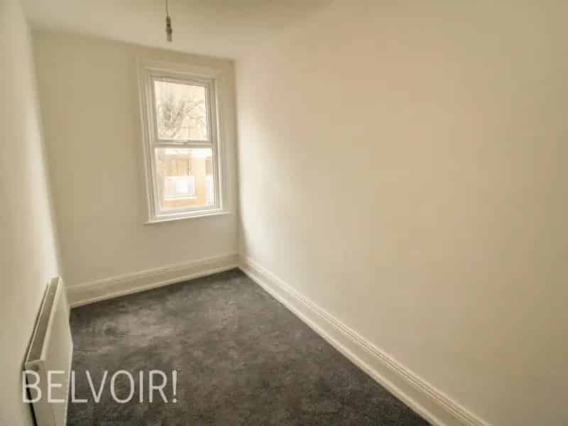 One Bedroom Apartment West Bridgford Modern Auction