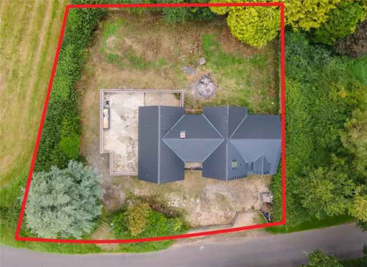Luxury 5-Bed 3-Storey Home with Country Views