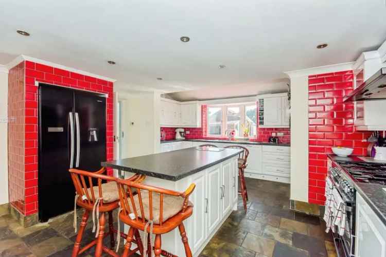 Five-Bedroom Detached Home with Annex Stables and Paddock