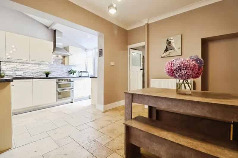 3 Bedroom Terraced House Near M4 Cardiff