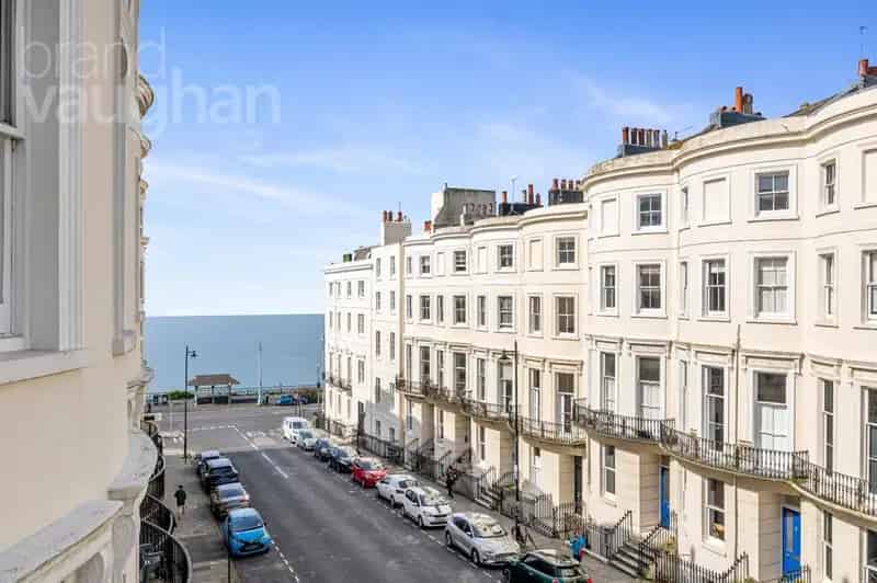 2 Bedroom Coastal Apartment Kemptown Village Brighton