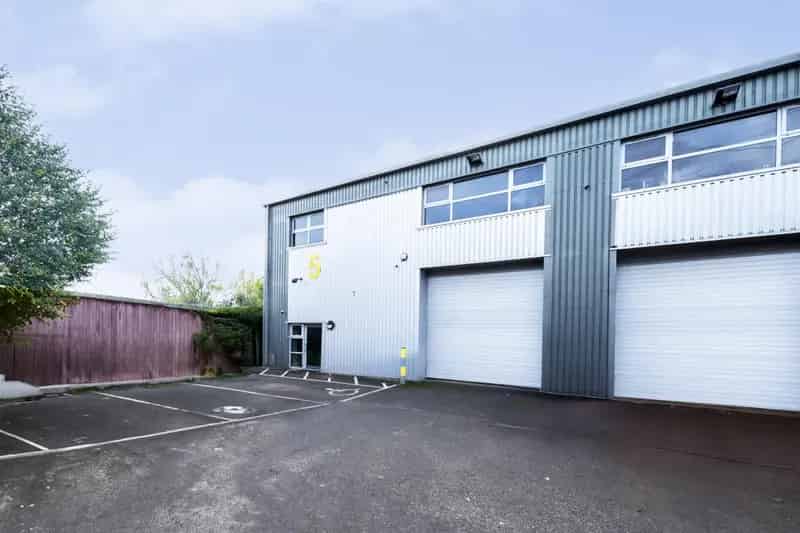 Sutton Industrial Unit Modern Steel Frame Construction
