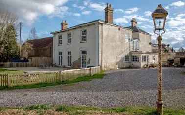 House For Sale in Taunton, England