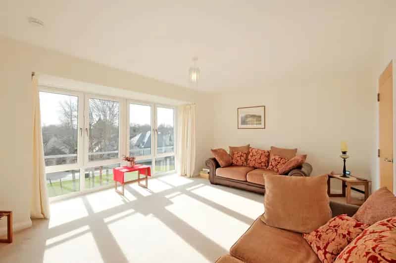 4 Bedroom Townhouse with Stunning Views in Kepplestone
