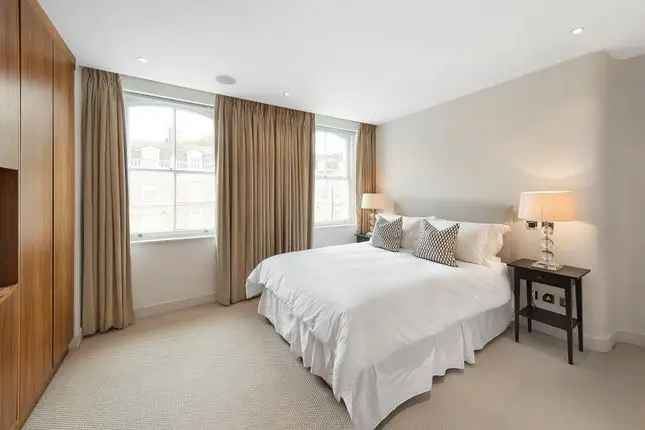 Flat to rent in Onslow Gardens, London SW7