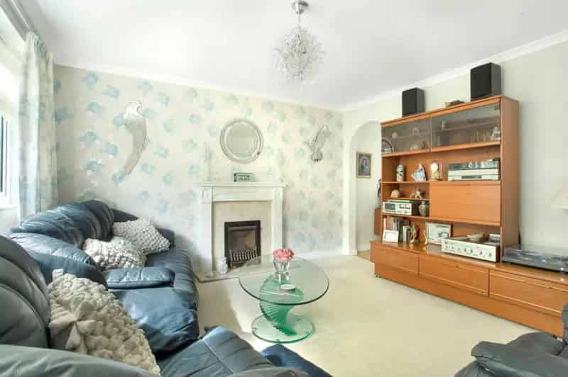 3 Bedroom Detached House for Sale Dover's Park