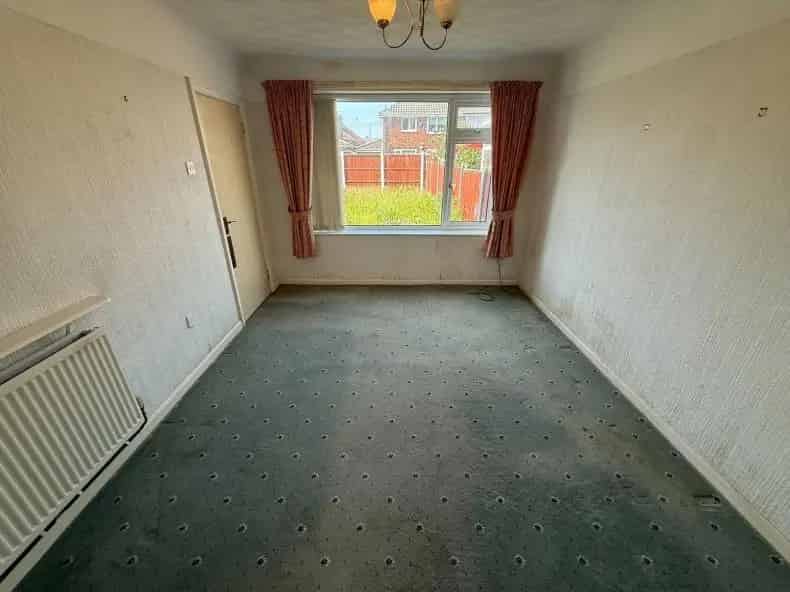 3 Bed Semi Detached House For Sale