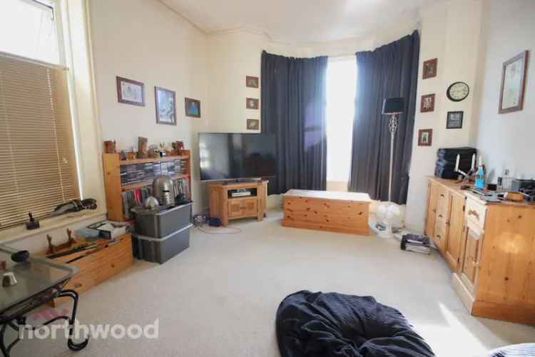 Southport Town Centre One-Bedroom Apartment - Allocated Parking