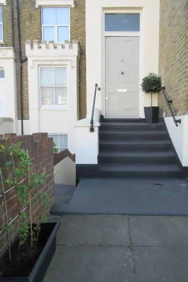 Two Bedroom Victorian Semi-Detached House with Private Garden