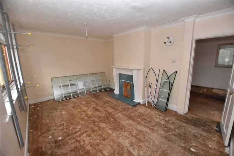 3 Bed Detached House - Renovation Project - Auction