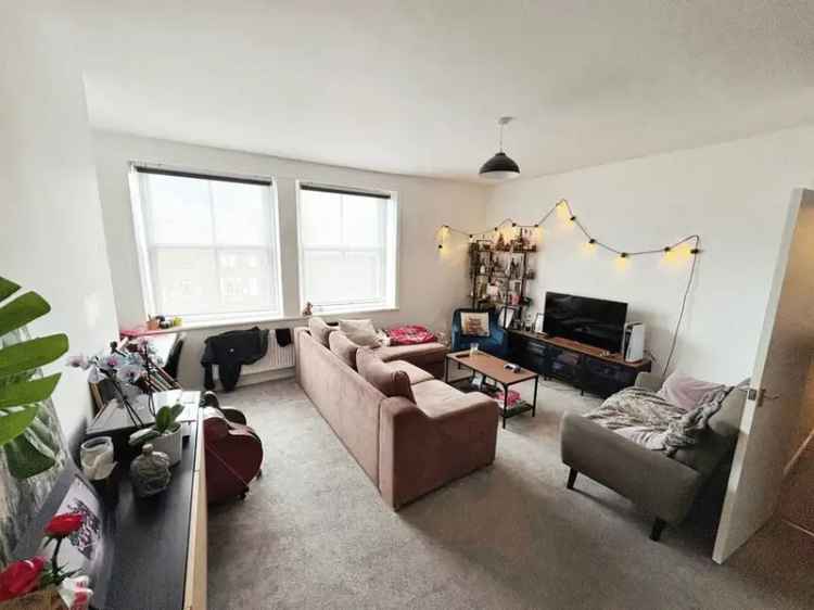 2 bedroom  Flat to rent, Huddersfield, West Yorkshire, HD1