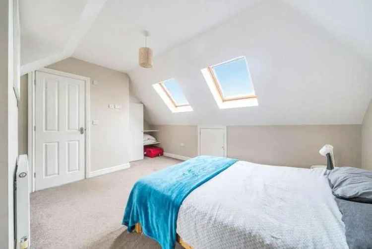 3 Bed Flat for Sale in Guildford Town Centre