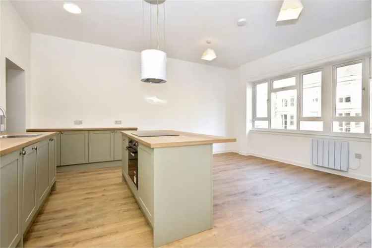 2 Bed Flat Cupar First Floor Fully Refurbished