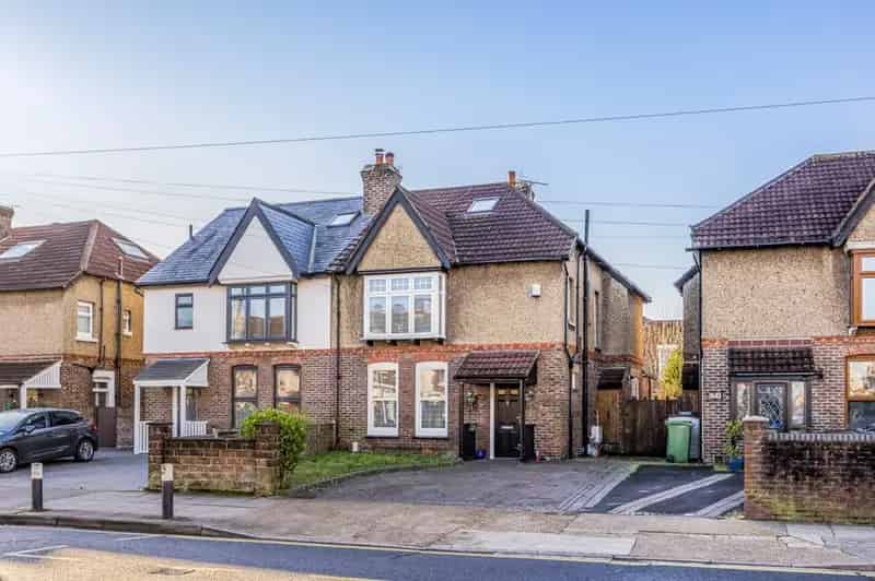 4 Bedroom Semi Detached House Southsea Hampshire
