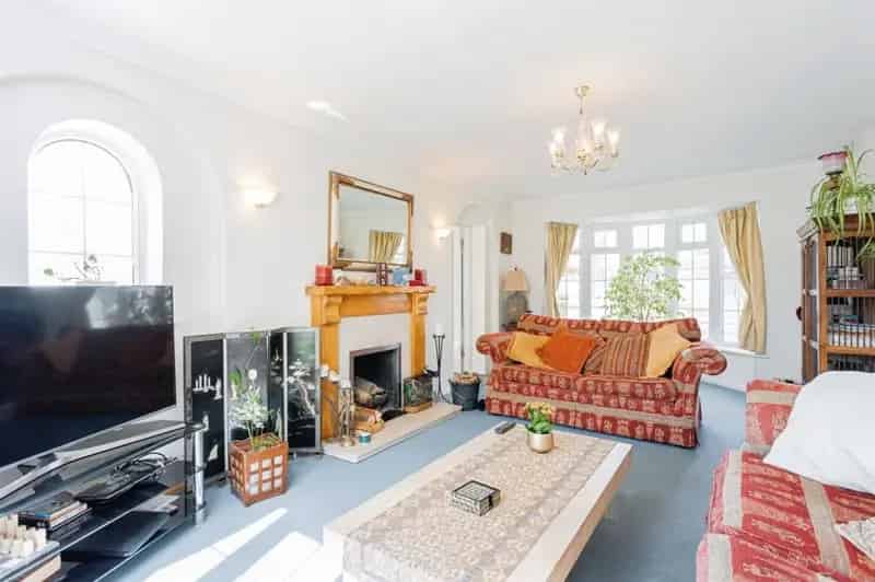 House For Sale , Blunts Wood Road, Mid Sussex, England