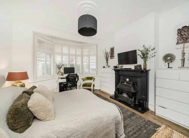 2 Bed Maisonette Wimbledon - Renovated Ground Floor with Garden