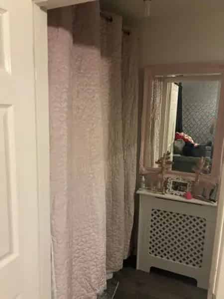 2 Double Bedroom End Terrace House with Garden and Drive