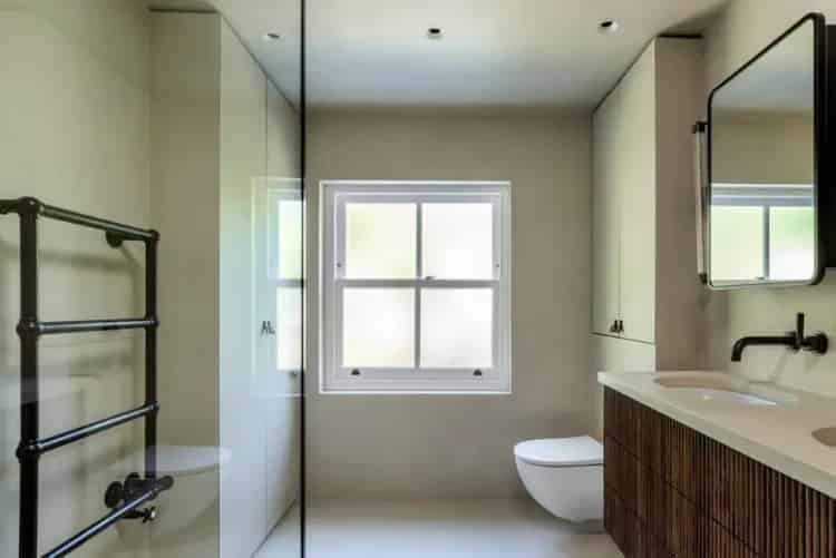 2 Double Bedroom Period House with Patio Garden For Sale