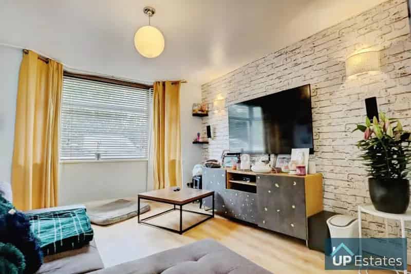 3 Bedroom Semi Detached House to Rent Binley