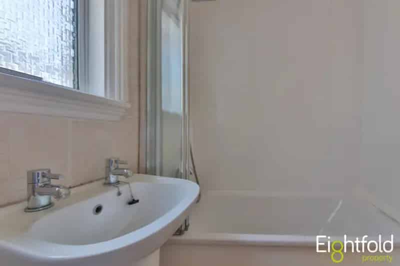 4 Bedroom Maisonette Near Lewes Road and Ditchling Road