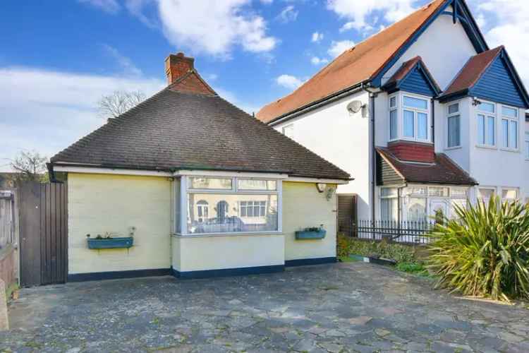 2 bedroom detached bungalow for sale