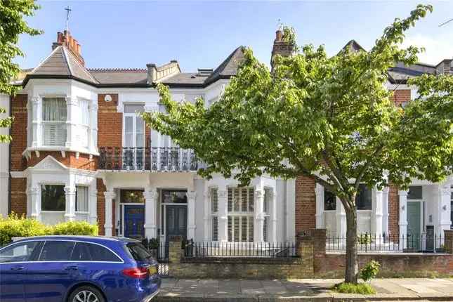 Four Bedroom Terraced House for Sale in Fulham SW6