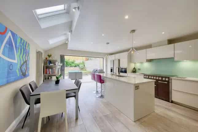 5 Bedroom Victorian Terrace House for Sale Gayville Road SW11