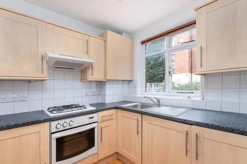 Flat To Rent Available Now