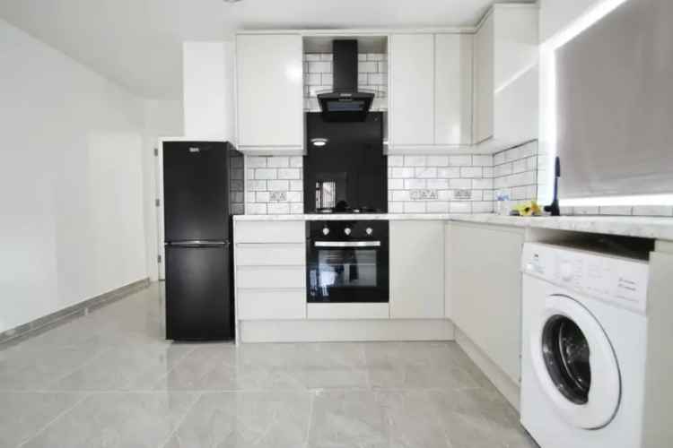 2 Bedroom Flat To Rent Available 05052025