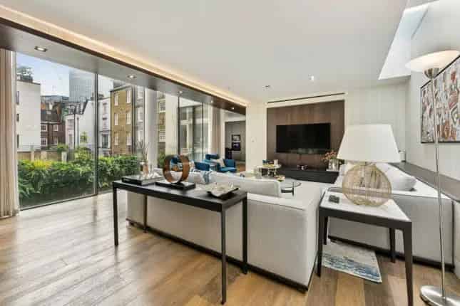 Flat for Sale Buckingham Gate Westminster SW1E