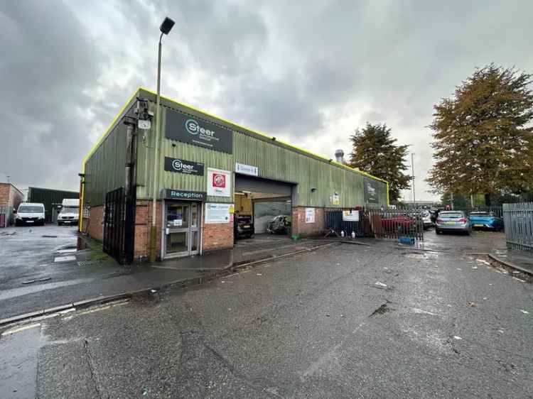 Detached Industrial Unit with Large Yard and Ample Parking