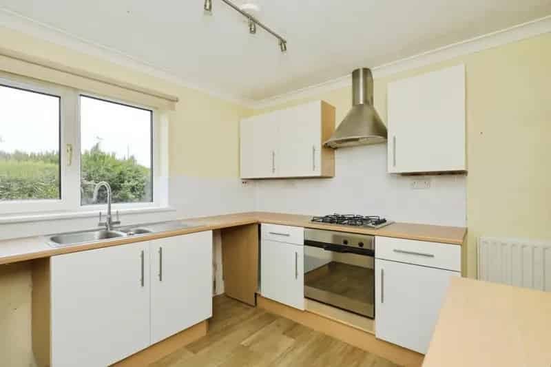 2 Bedroom Bungalow For Sale in Dronfield