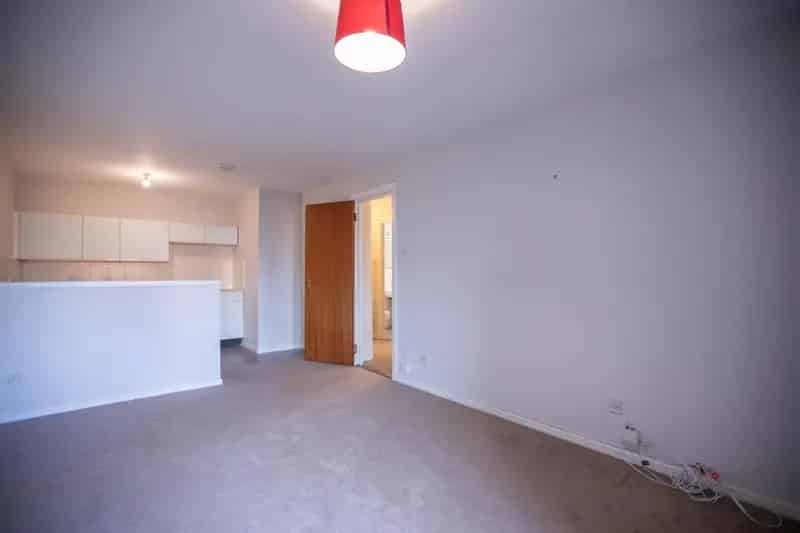 1 Bedroom Flat for Sale - Fast Sale Guaranteed