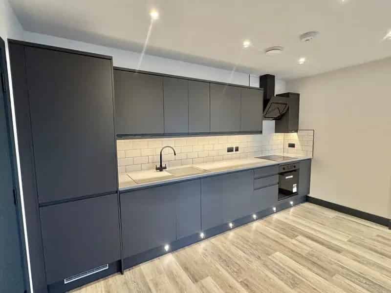 1 Bedroom Flat for Sale in Hawkinge, Kent