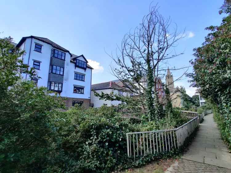 Apartment For Sale in null, England