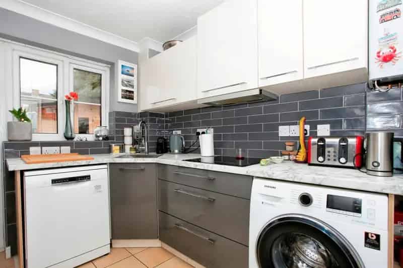 3 Bed Semi-Detached Home Near City Centre