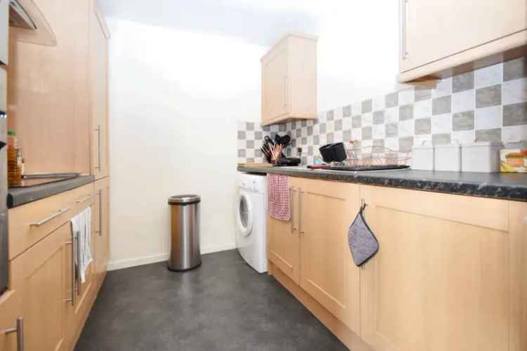 Apartment For Sale in Wakefield, England