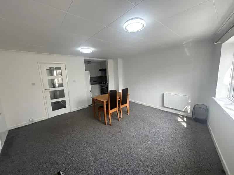 2 Bedroom Flat to Rent