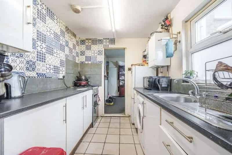 3 Bed House For Sale - Secure Sale Online Auction