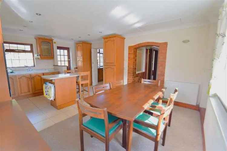 3 Bed Semi-Detached House for Sale