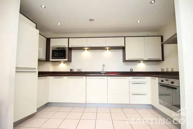 2 Bedroom Apartment for Sale in Kings Tower Marconi Plaza