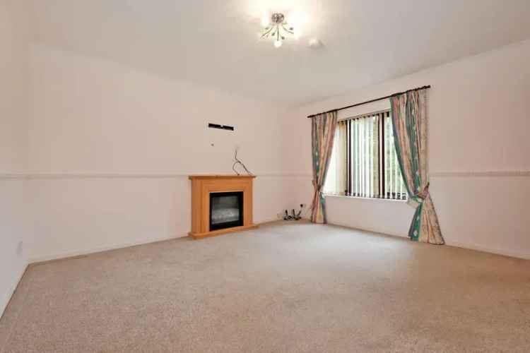 Four Bedroom Detached Villa - Modern Family Home