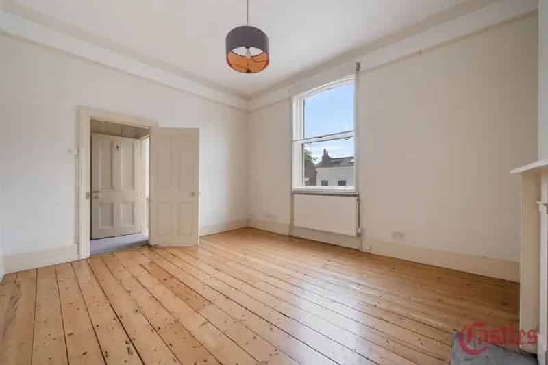 4 Bedroom Terreced House to Rent