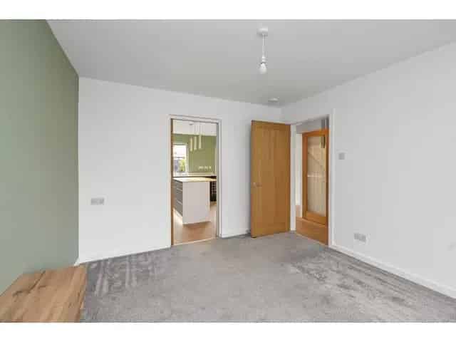 3 Bedroom Semi Detached House for Sale Modern Family Home