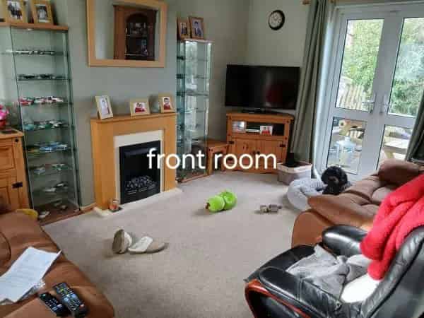 2 Double Bed Terrace House Near Shops and Schools