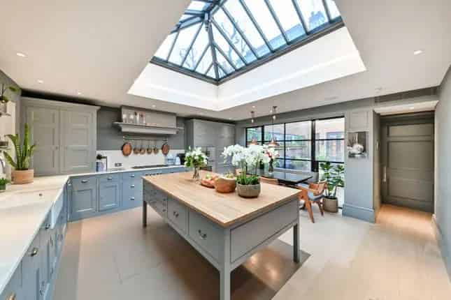Terraced House for Sale Chelsea Square London SW3