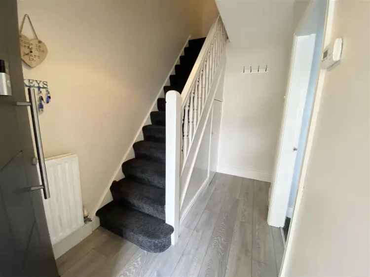 3 Bedroom Terraced House for Rent