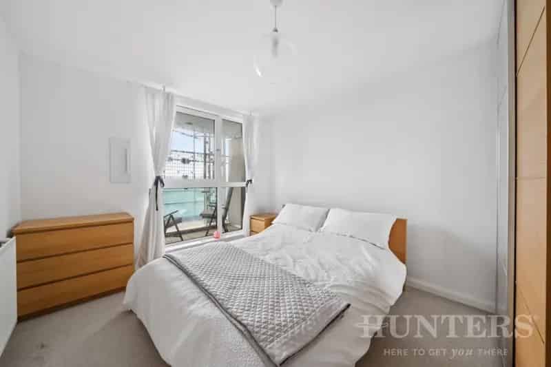 1 bedroom Flat
 To Let